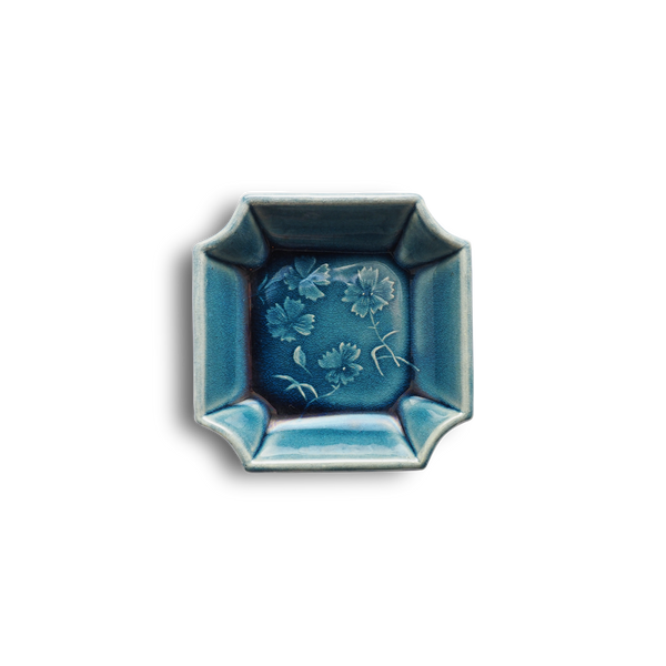珉平焼四角小皿 (青・花) – Gallery Nisui 珉平焼四角小皿 (青・花) – Gallery Nisui