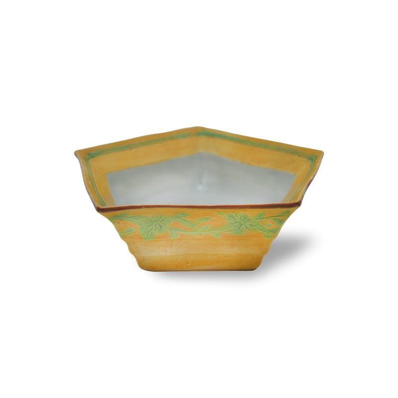 川瀬竹志 黄地緑彩五角向附 – Gallery Nisui 川瀬竹志 黄地緑彩五角向附 – Gallery Nisui