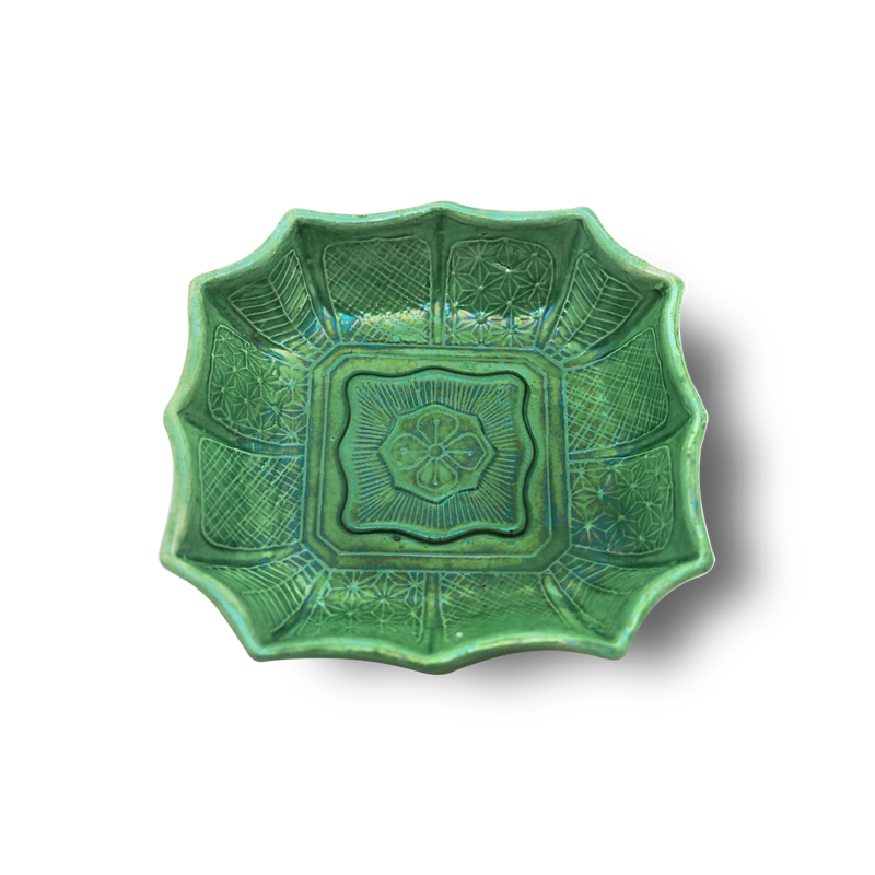 珉平焼花文皿 (緑) – Gallery Nisui 珉平焼花文皿 (緑) – Gallery Nisui