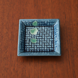 珉平焼 蔦文皿 (青)