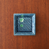 珉平焼 蔦文皿 (青)