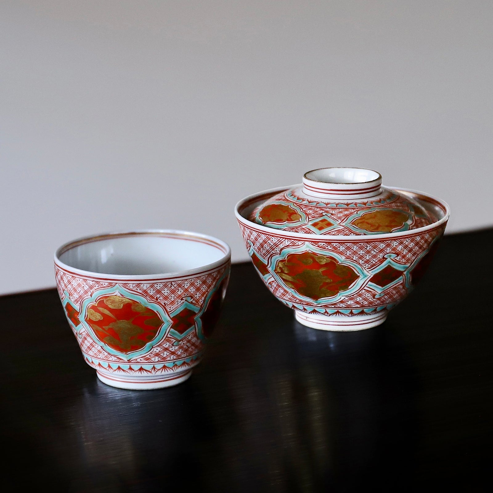 永楽善五郎　蓋茶碗　８客　美品　箱入　蓋向付・懐石膳 永楽和全 (12代永楽善五郎) 金襴手蓋茶碗 – Gallery Nisui