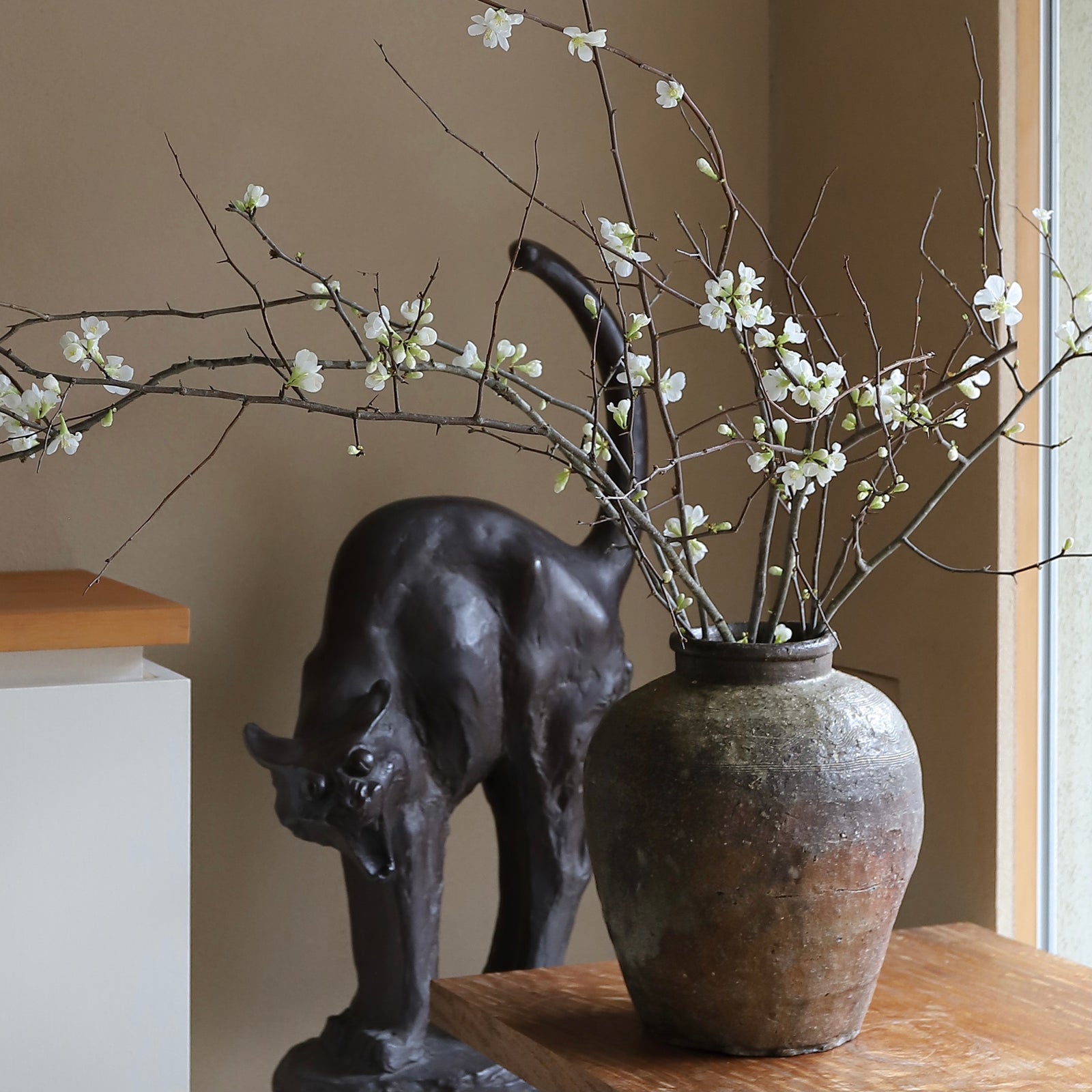 14世紀 古備前櫛目波状文壺 – Gallery Nisui