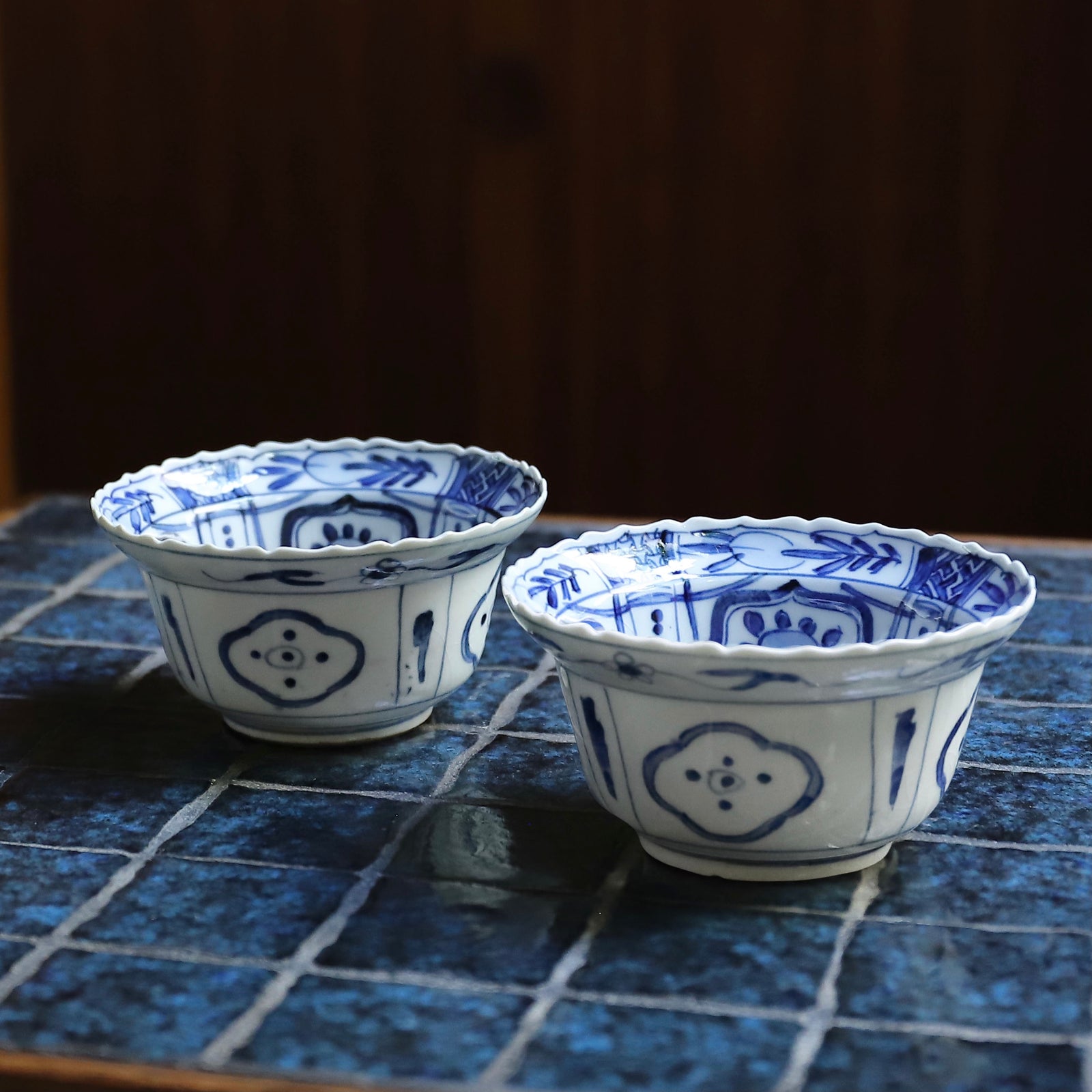 高橋道八 染付芙蓉手向付 – Gallery Nisui