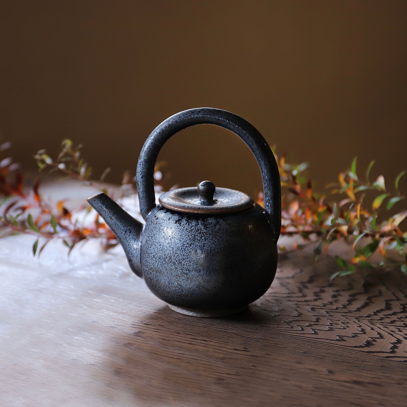 窯変銀漿天目酒盃　ぐい呑　鎌田幸二　共箱 鎌田幸二 窯変銀漿天目 酒注 共箱 – Gallery Nisui