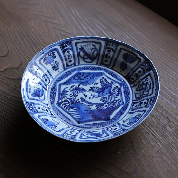 18世紀 新渡 染付芙蓉手大皿 [婦人画報2024年10月号掲載品] – Gallery