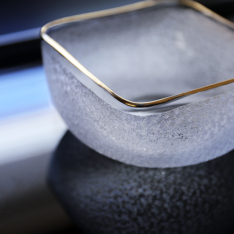 春海バカラ 縁金波四方向付 6客揃 – Gallery Nisui 春海バカラ 縁金波四方向付 6客揃 – Gallery Nisui